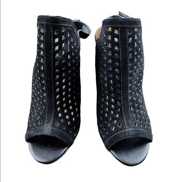 NWT Black Suede Open Toe Sandal Slingback Block Heels from 14th & Union Size 9M - Picture 4 of 14